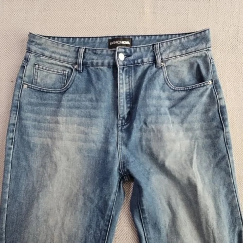 Fashion Nova Jeans Women's Size 14 (38x32) Med Wash Wide Leg Y2K Style YJDMY2K01